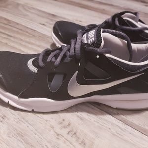 Women's Nike training sneakers